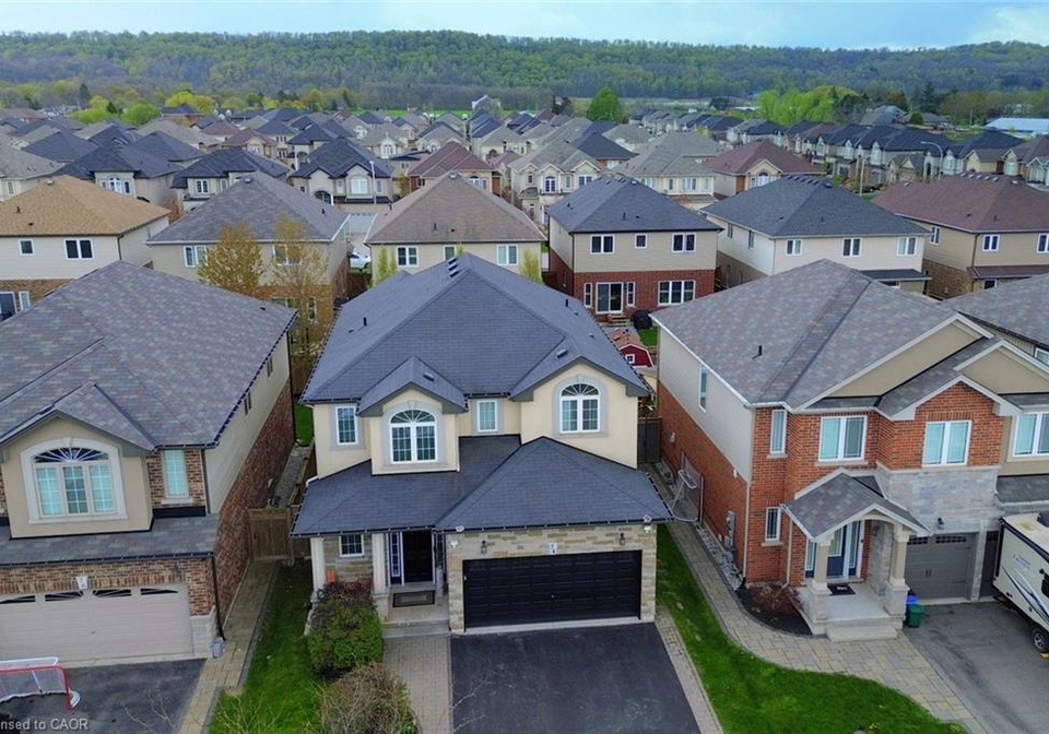 74-lampman-drive-grimsby-ontario-40838511