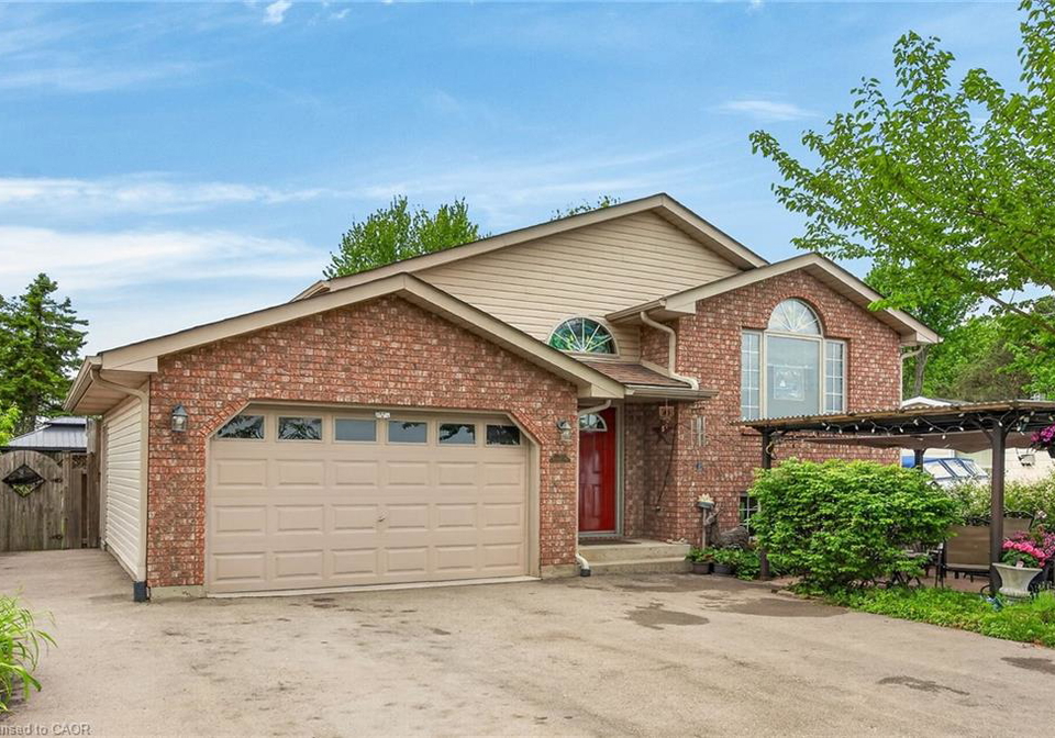 309-blue-water-parkway-selkirk-ontario-40838518