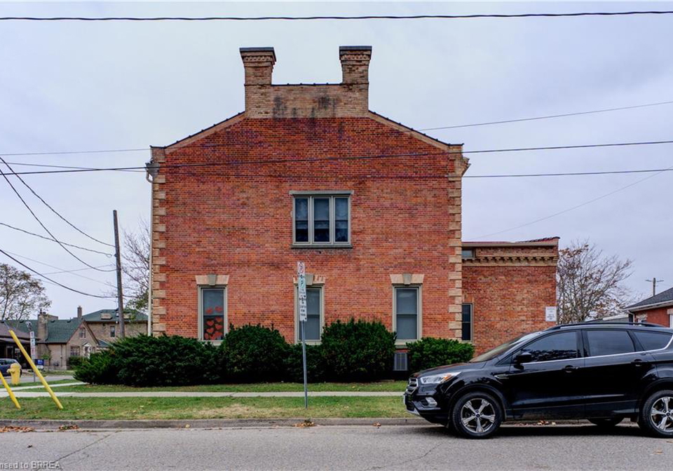108-112-george-street-brantford-ontario-40838539