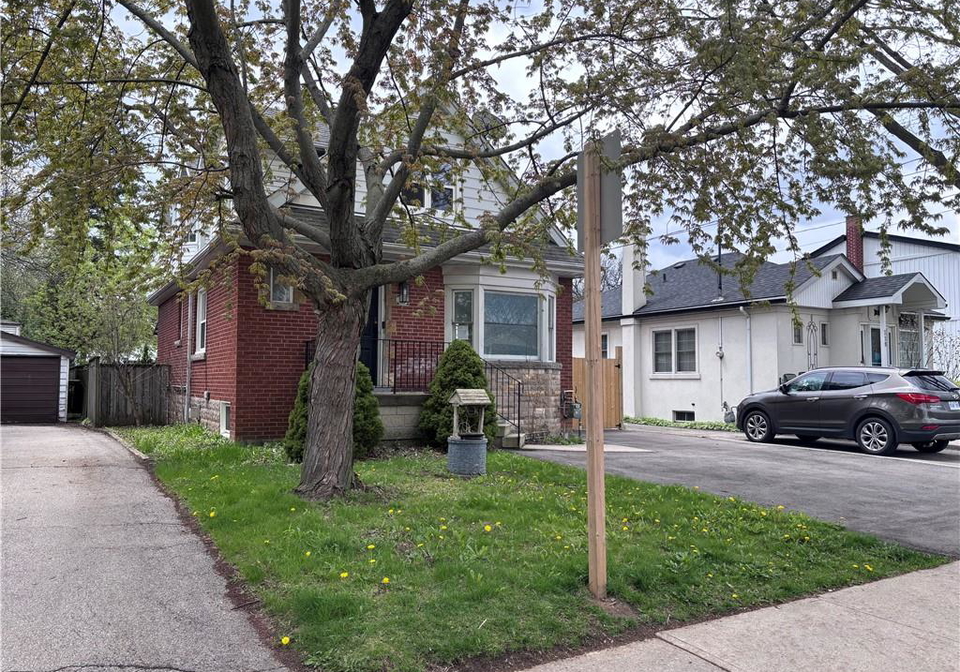 122-queensdale-avenue-e-hamilton-ontario-40838560