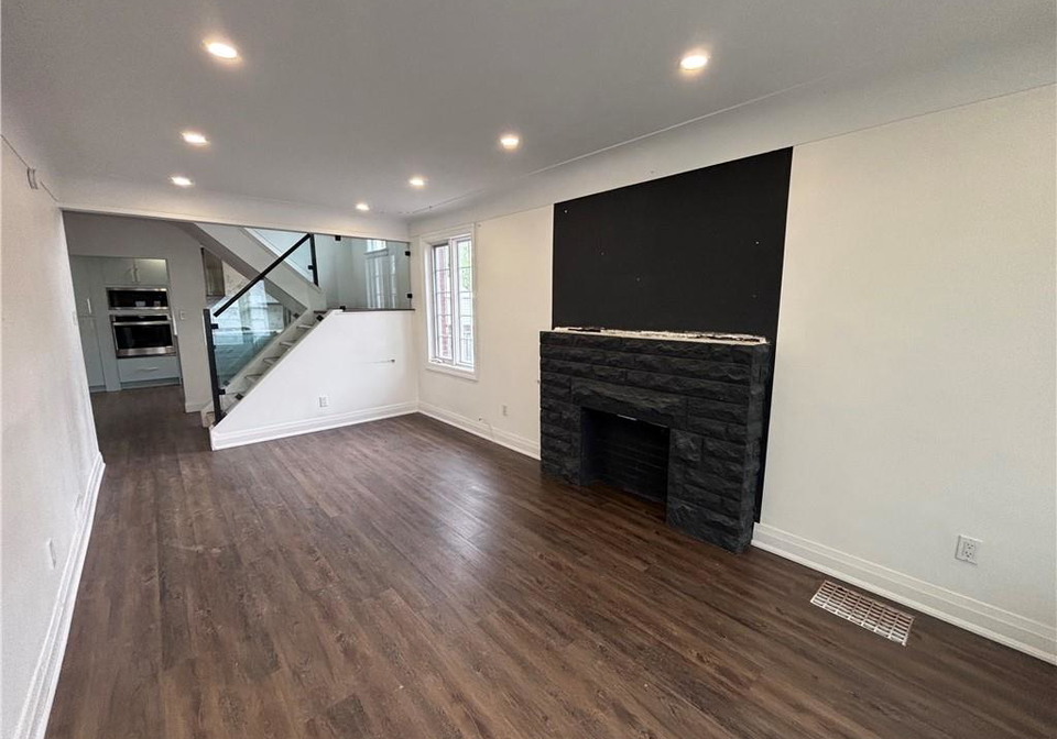 122-queensdale-avenue-e-hamilton-ontario-40838560