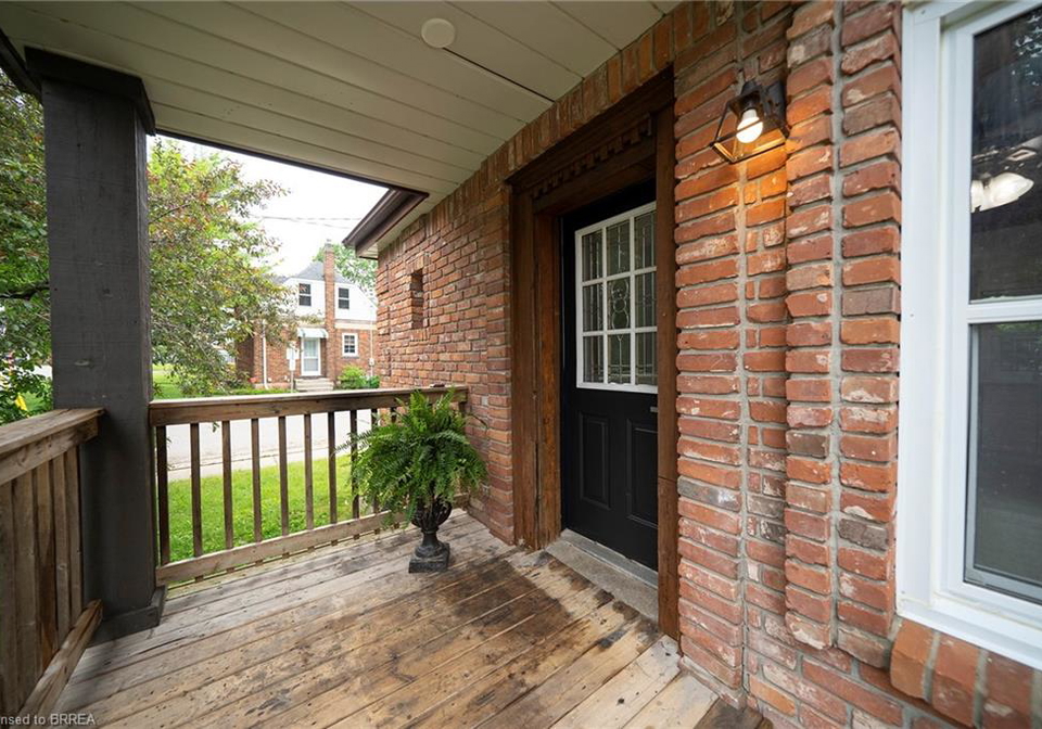 15-margueretta-street-brantford-ontario-40838569