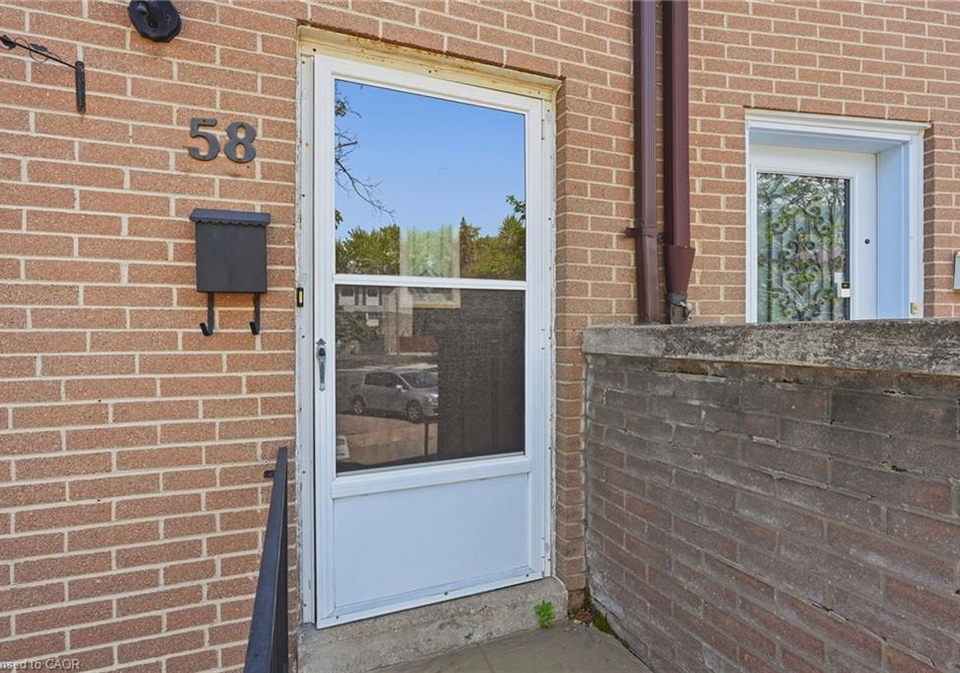 58-onslow-court-oakville-ontario-40838582