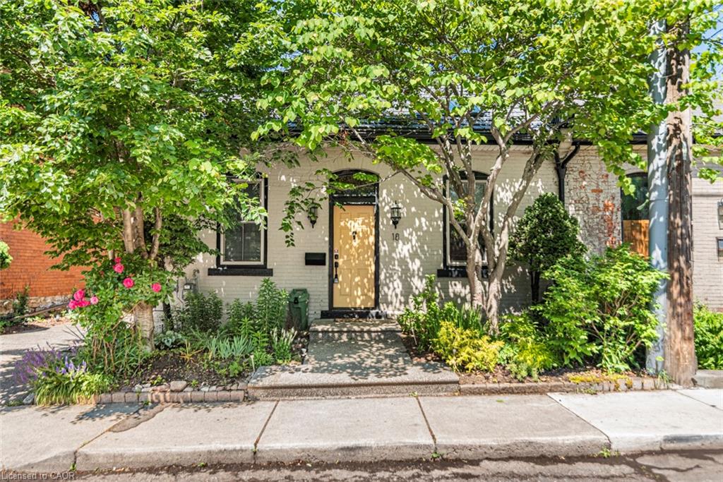 18-pearl-street-s-hamilton-ontario-40838612