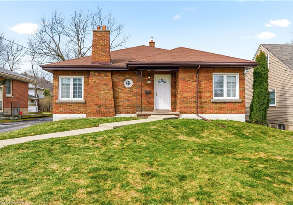 192-ewen-road-hamilton-ontario-40838632