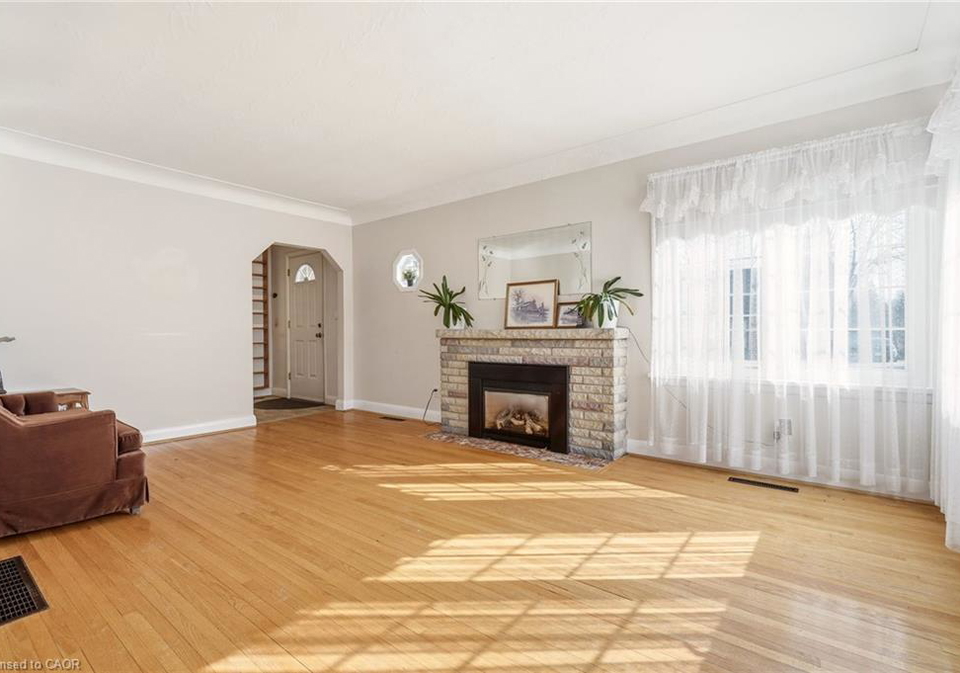 192-ewen-road-hamilton-ontario-40838632