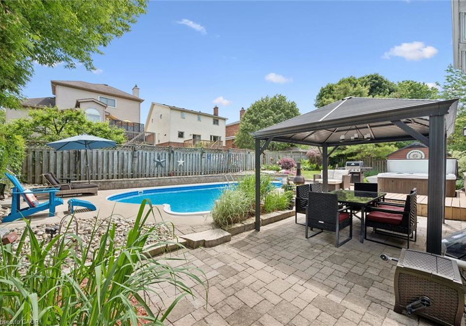 39-celia-crescent-guelph-ontario-40838638