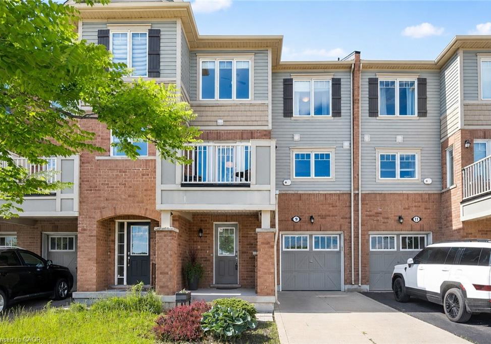 9-outlook-terrace-kitchener-ontario-40838670
