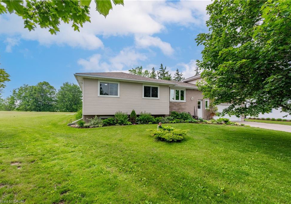 2069-wendell-court-wellesley-ontario-40838682