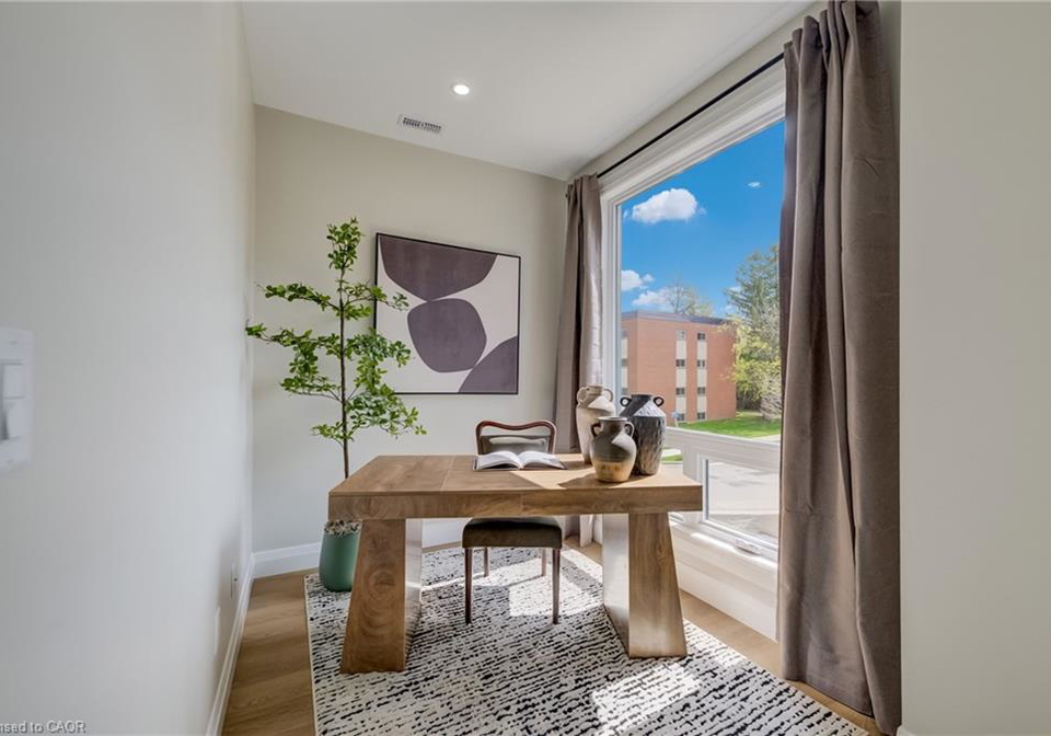 210-heritage-drive-kitchener-ontario-40838686