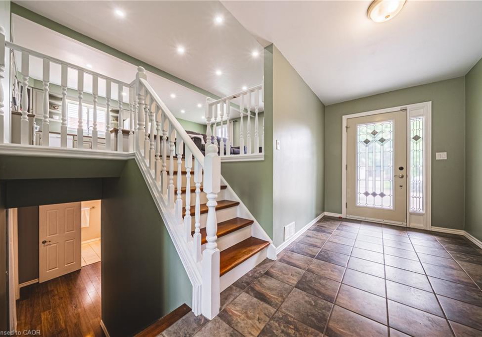 27-ludlow-crescent-brantford-ontario-40838714
