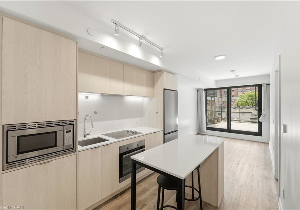 1-jarvis-street-hamilton-ontario-40838716