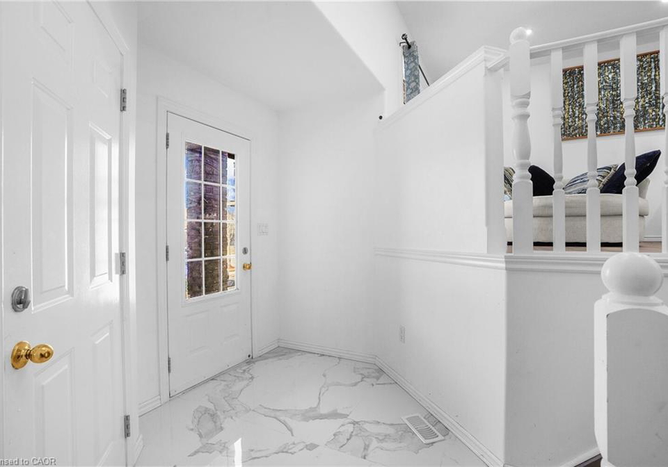 8-bradley-lane-brantford-ontario-40838727