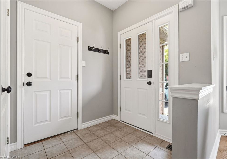 78-sumac-court-grimsby-ontario-40838792