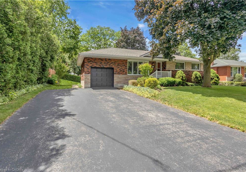 99-fife-street-e-caledonia-ontario-40838823