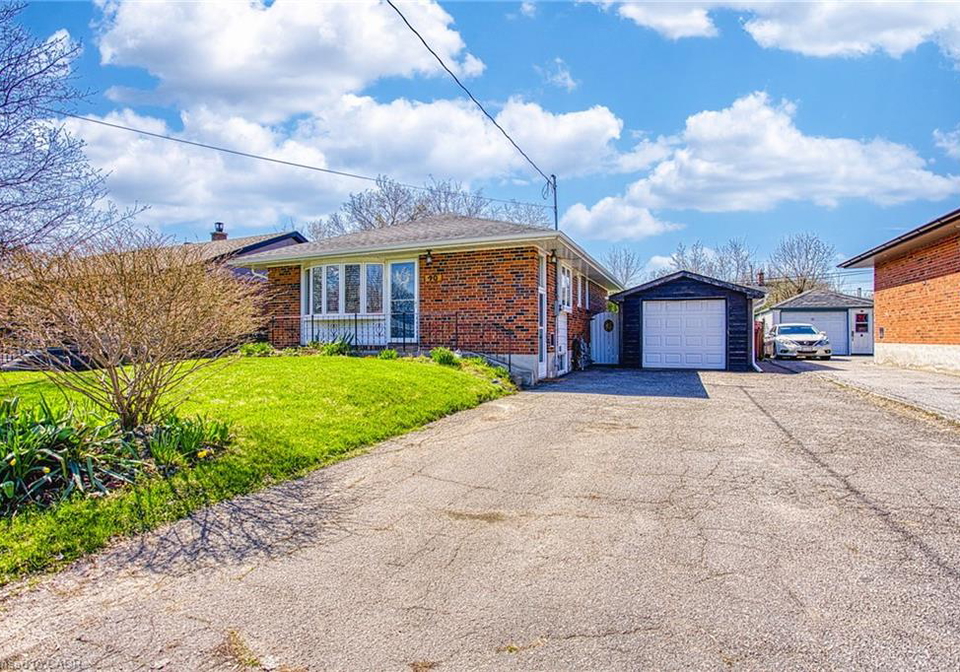 90-prince-charles-drive-georgetown-ontario-40838831
