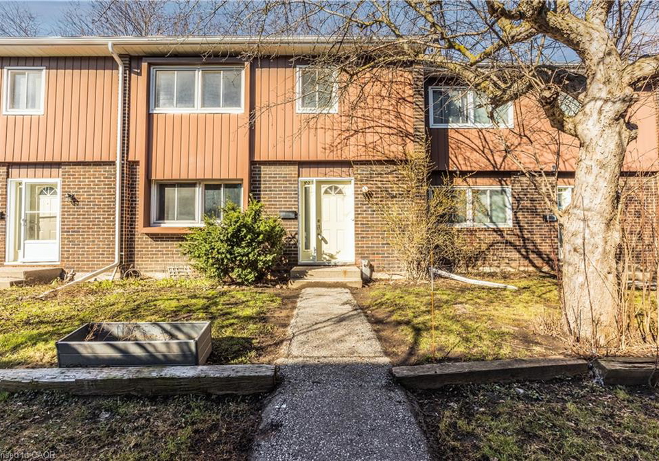 121-university-avenue-e-waterloo-ontario-40838839