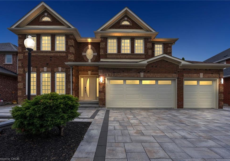 6872-round-leaf-court-mississauga-ontario-40838841