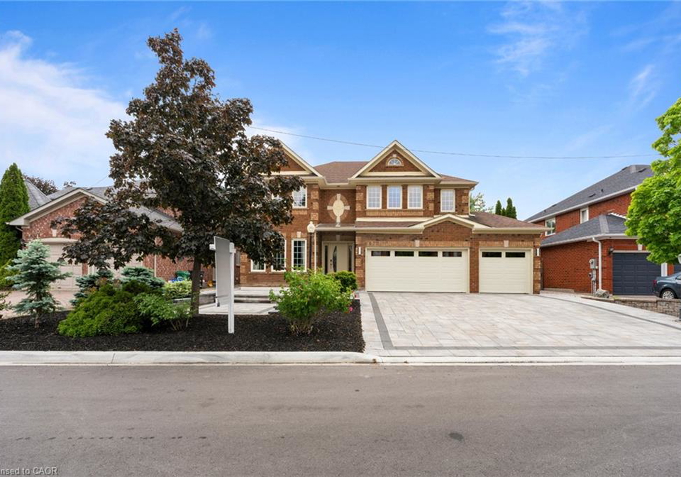 6872-round-leaf-court-mississauga-ontario-40838841