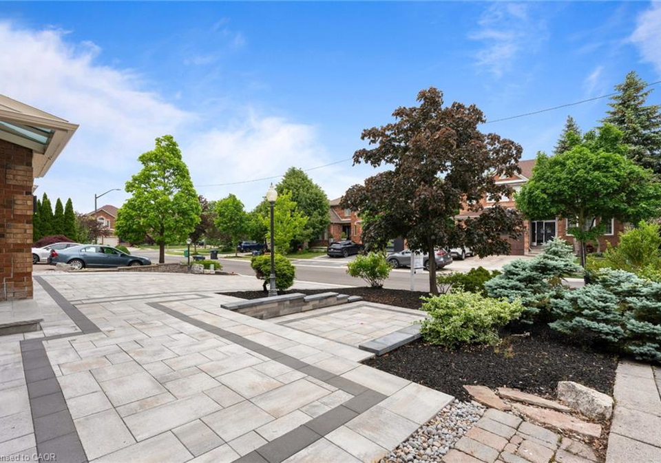 6872-round-leaf-court-mississauga-ontario-40838841