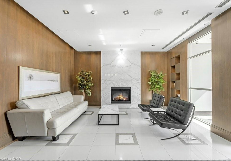 1103-leslie-street-north-york-ontario-40838858