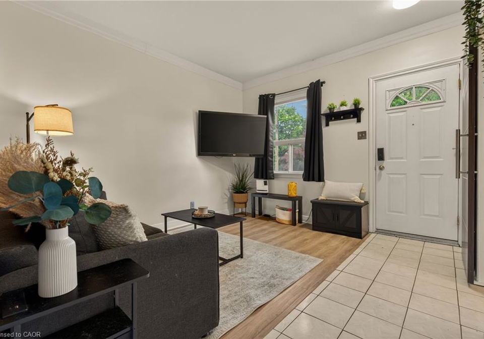 153-ferrie-street-e-hamilton-ontario-40838865