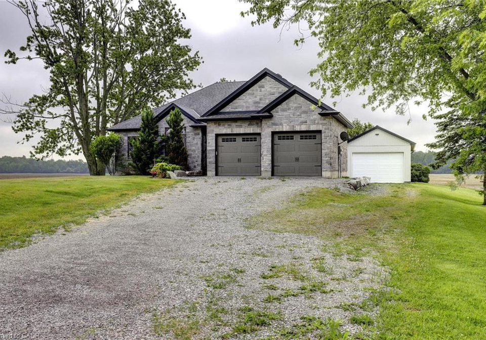 1750-concession-8-townsend-waterford-ontario-40838884