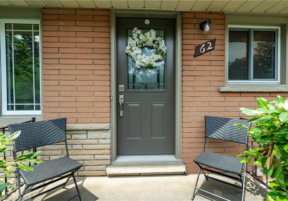 62-boniface-avenue-kitchener-ontario-40838885