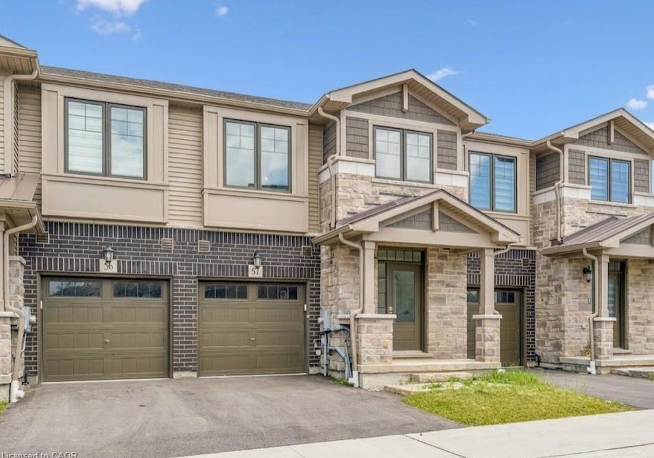 100-hollywood-court-cambridge-ontario-40838894