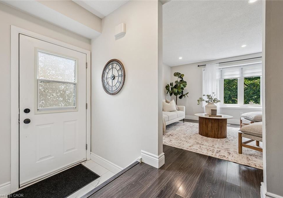 694-highpoint-avenue-waterloo-ontario-40838908
