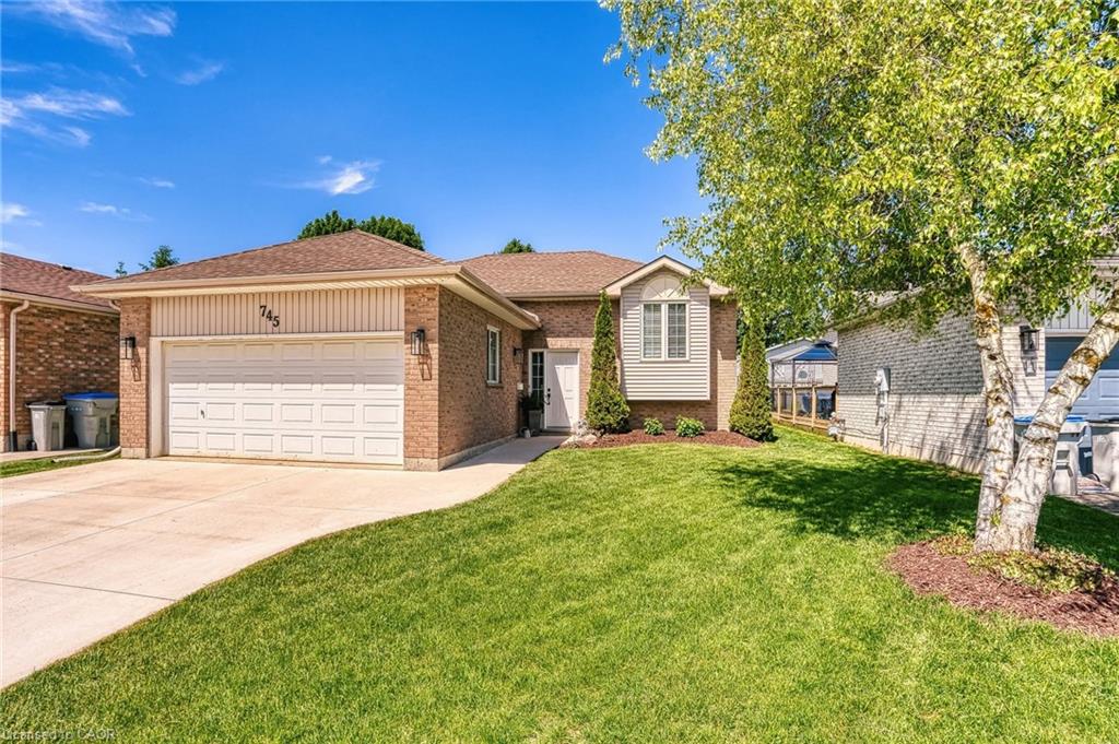 745-lavery-street-listowel-ontario-40838912