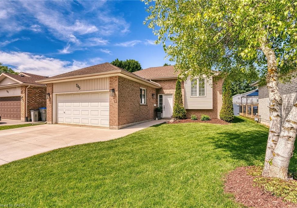 745-lavery-street-listowel-ontario-40838912