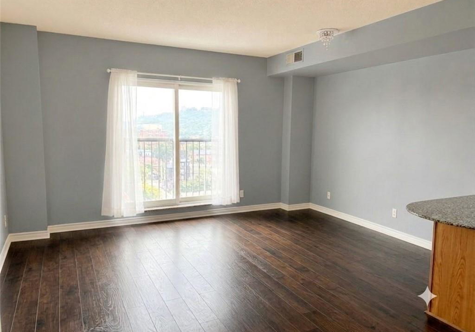 135-james-street-s-hamilton-ontario-40838917