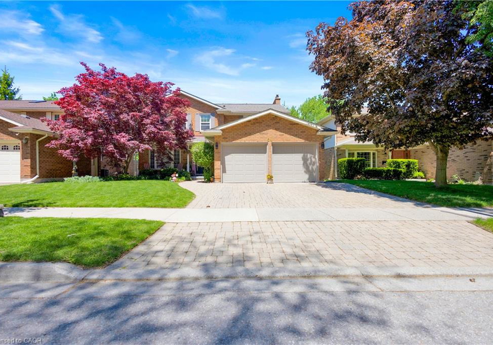 64-woodview-crescent-kitchener-ontario-40838926