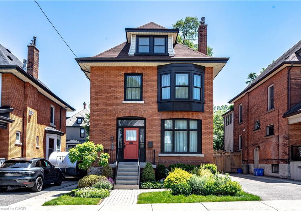 31-spruceside-avenue-hamilton-ontario-40838930