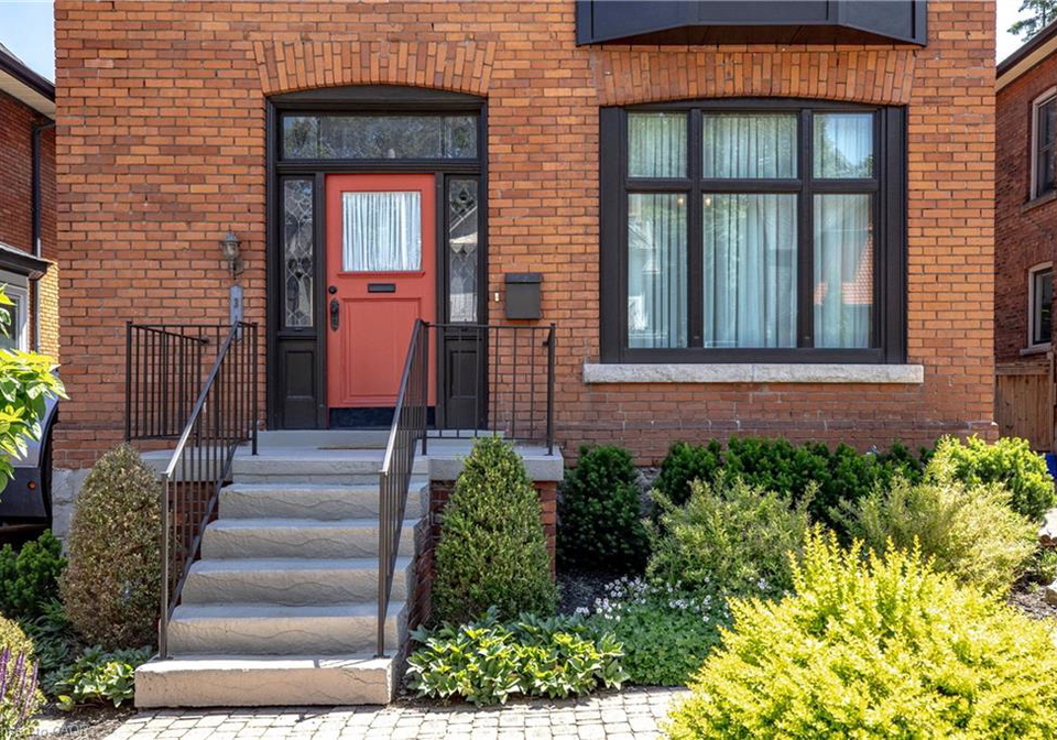 31-spruceside-avenue-hamilton-ontario-40838930
