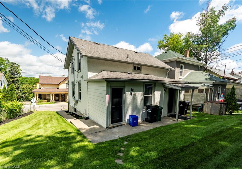 66-queen-street-w-cambridge-ontario-40838937