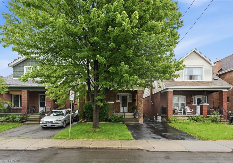 16-connaught-avenue-n-hamilton-ontario-40838939