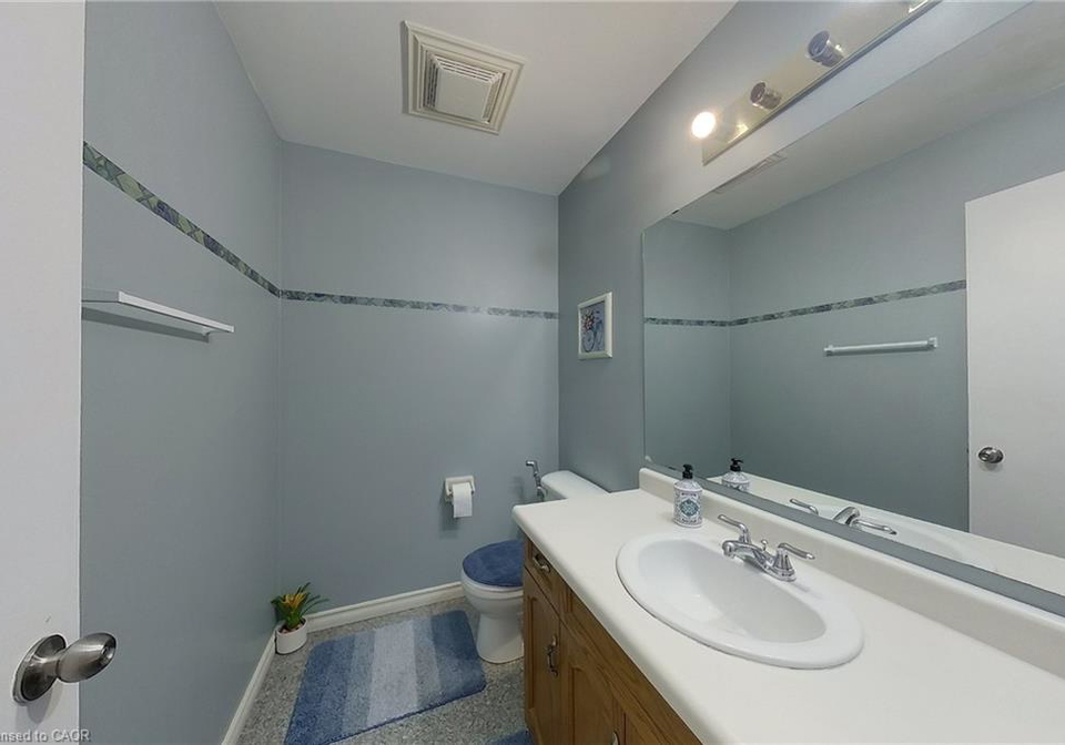 233-benesfort-crescent-kitchener-ontario-40838967