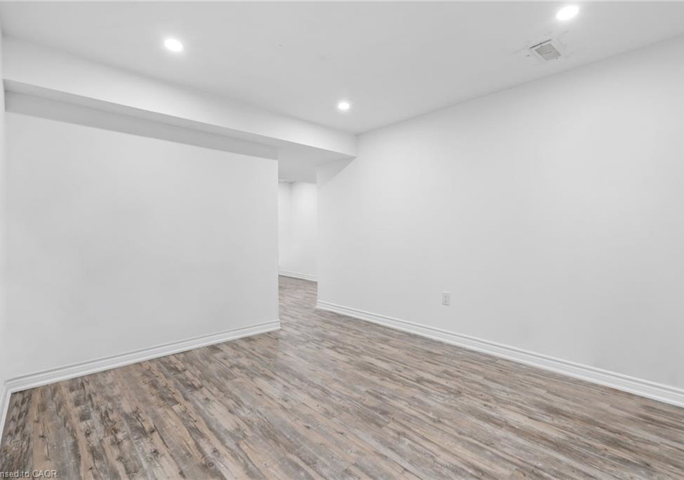 6087-eaglewood-drive-niagara-falls-ontario-40839005