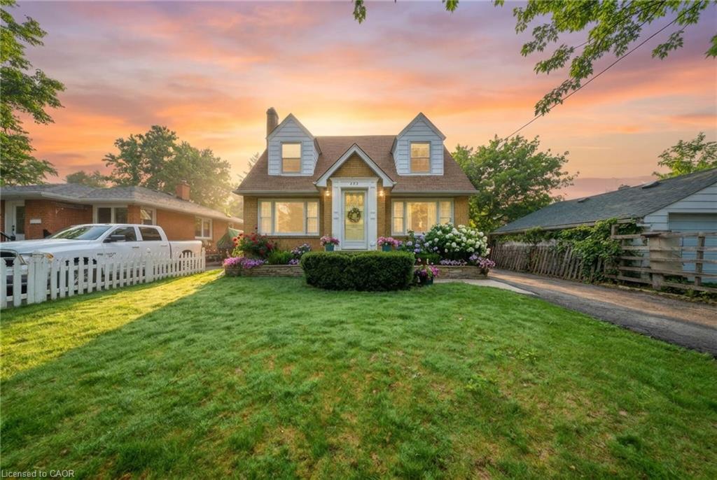 243-sydney-street-milton-ontario-40839032