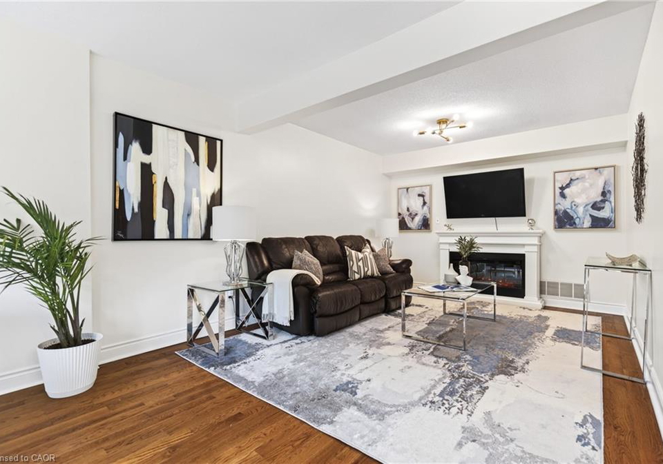 823-hyde-road-burlington-ontario-40839037