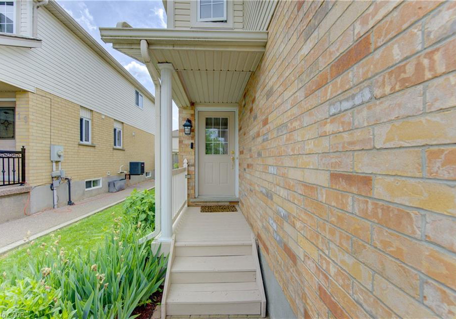 15-cotton-grass-street-kitchener-ontario-40839048