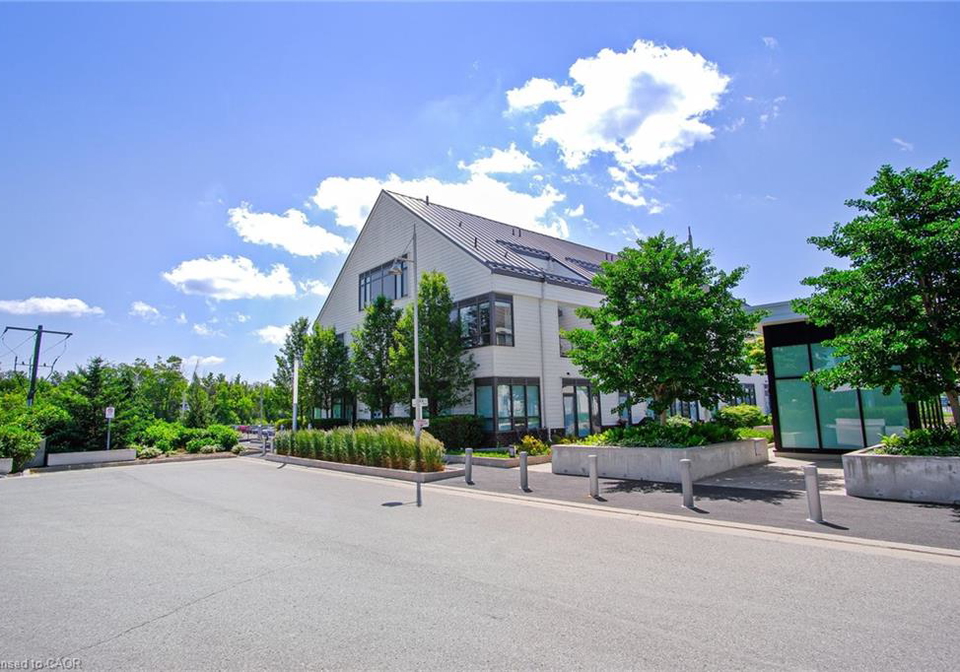 233-broward-way-innisfil-ontario-40839063
