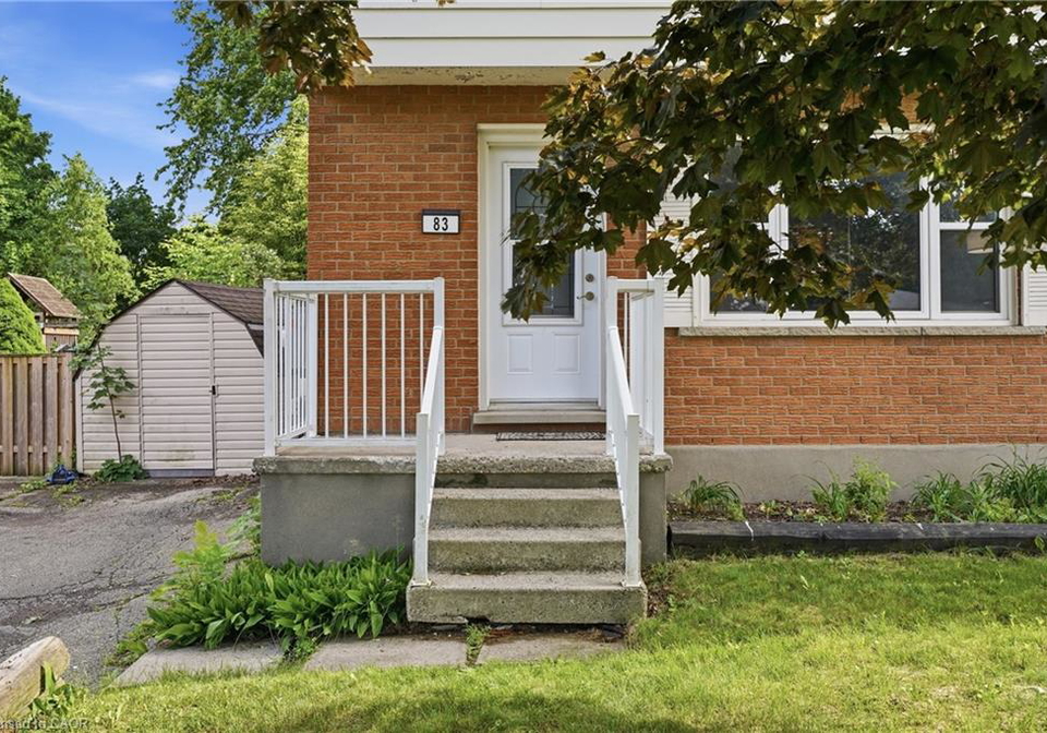 83-oriole-parkway-w-elmira-ontario-40839102