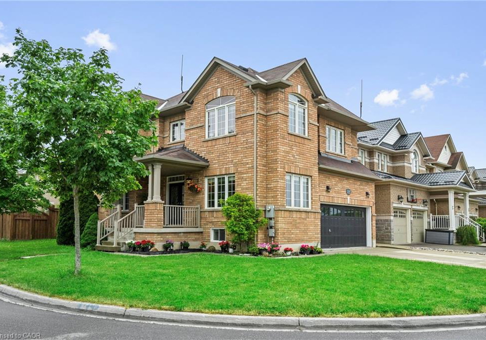 1360-rolph-terrace-milton-ontario-40839189