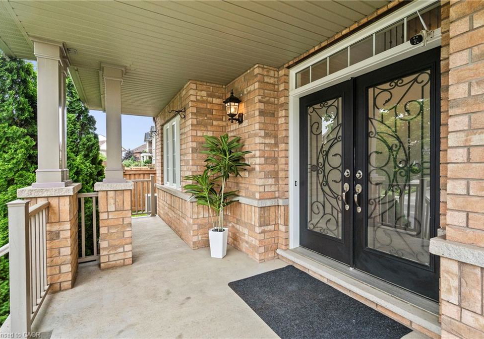 1360-rolph-terrace-milton-ontario-40839189