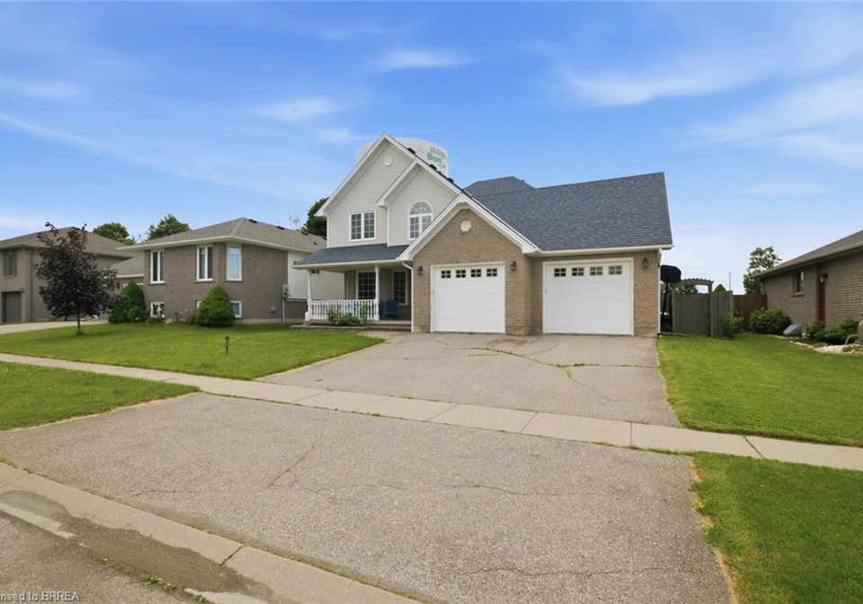 61-sunnyside-drive-st-george-ontario-40839202