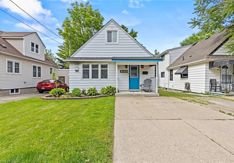5025-albert-street-beamsville-ontario-40839204