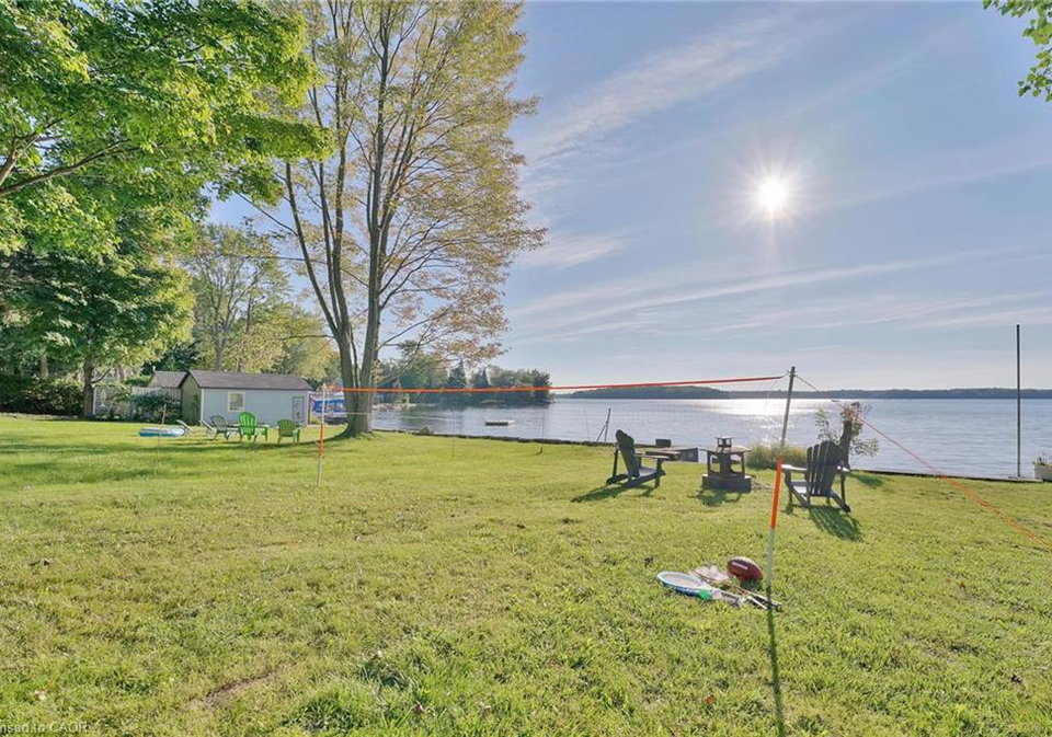 2454-fire-route-smith-ennismore-ontario-40839215